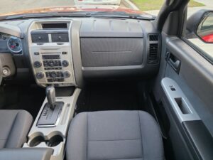 2012 Ford Escape XLT Sport Utility 4D ESTO8577