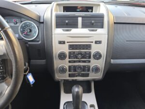 2012 Ford Escape XLT Sport Utility 4D ESTO8577