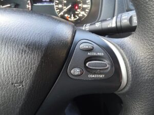 2020 Nissan Pathfinder S Sport Utility 4D ESTO7647