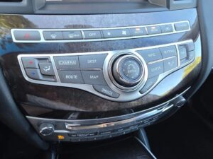 2015 INFINITI QX60 3.5 Sport Utility 4D ESTO3139