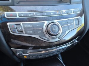 2015 INFINITI QX60 3.5 Sport Utility 4D ESTO3139