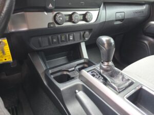 2019 Toyota Tacoma Access Cab SR5 Pickup 4D 6 ft ESTO8927C