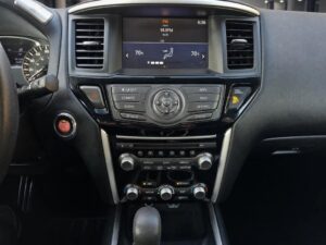 2020 Nissan Pathfinder S Sport Utility 4D ESTO7647