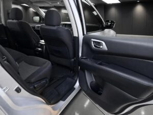 2020 Nissan Pathfinder S Sport Utility 4D ESTO7647