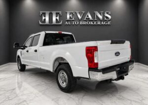 2018 Ford F250 Super Duty Crew Cab XL Pickup 4D 8 ft ESTO2871