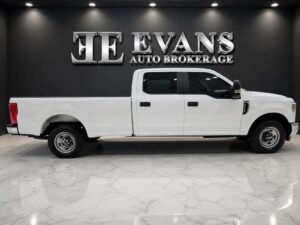 2018 Ford F250 Super Duty Crew Cab XL Pickup 4D 8 ft ESTO2871