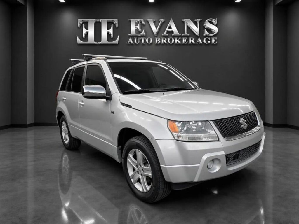 2006 Suzuki Grand Vitara Luxury Sport Utility 4D ESTO6923